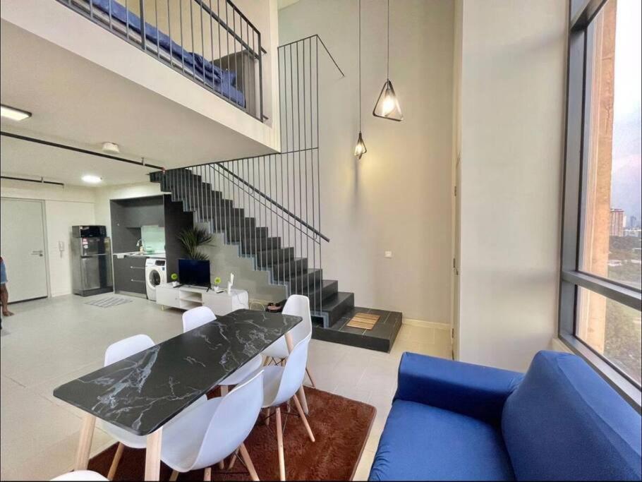 Tamarind Suite Cyberjaya 2-10Pax Duplex Экстерьер фото